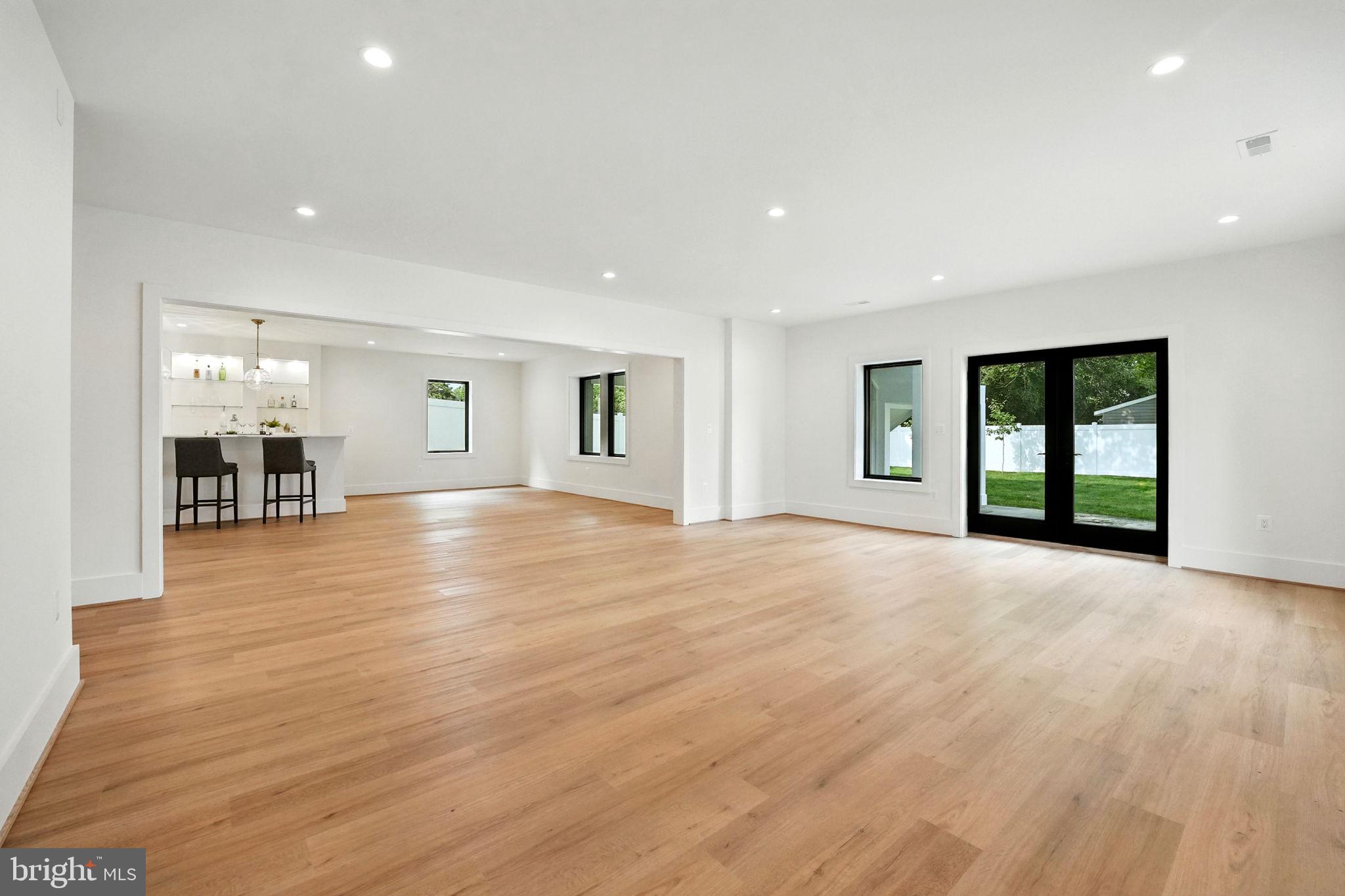 PIMMIT HILLS - Residential