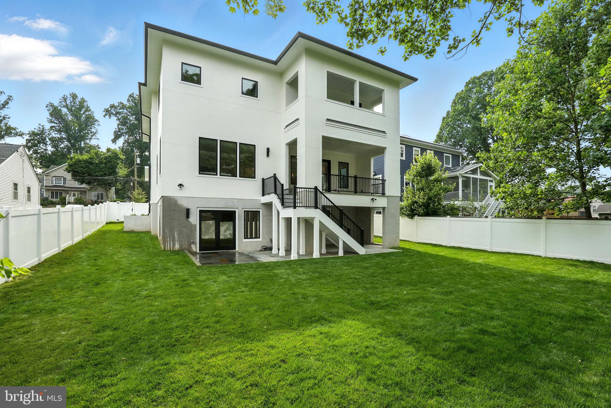 PIMMIT HILLS - Residential