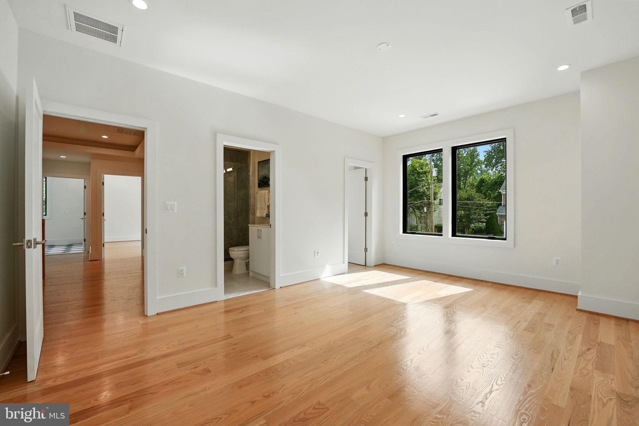 PIMMIT HILLS - Residential