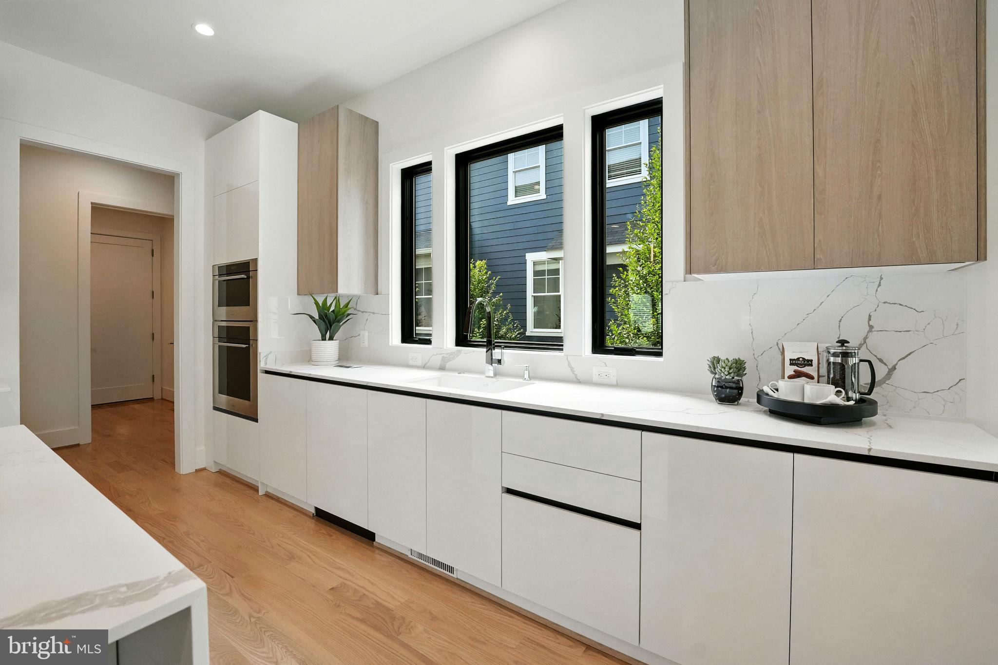 PIMMIT HILLS - Residential