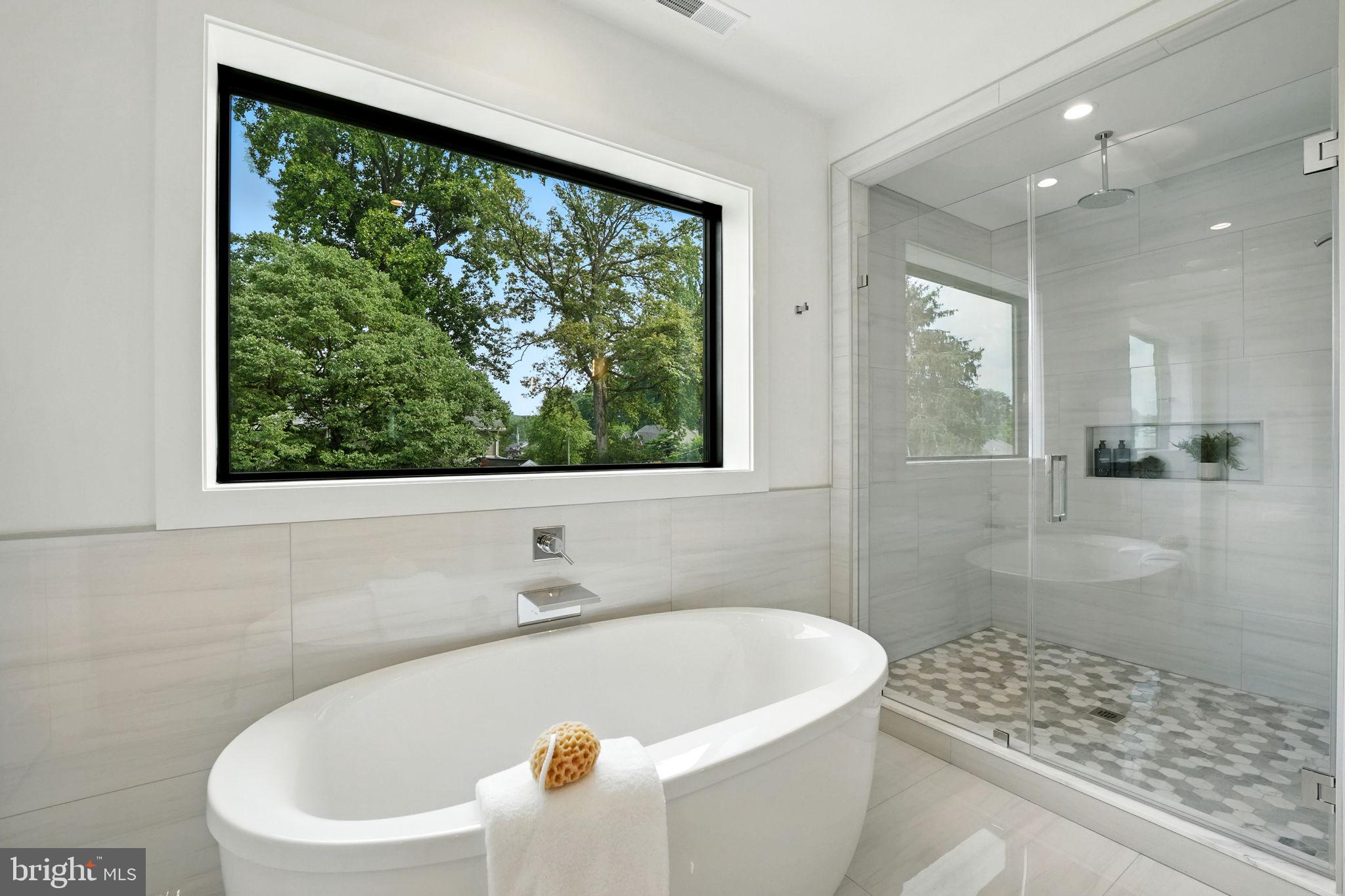 PIMMIT HILLS - Residential