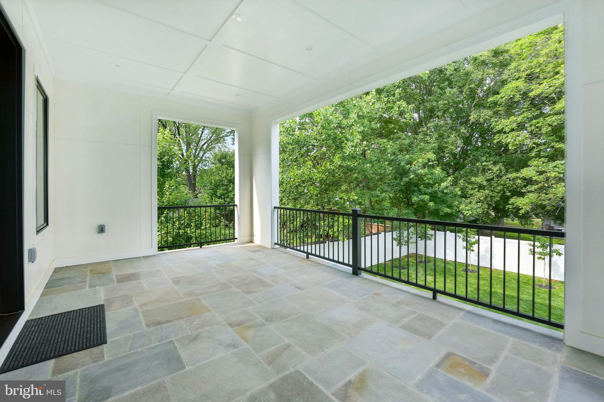 PIMMIT HILLS - Residential