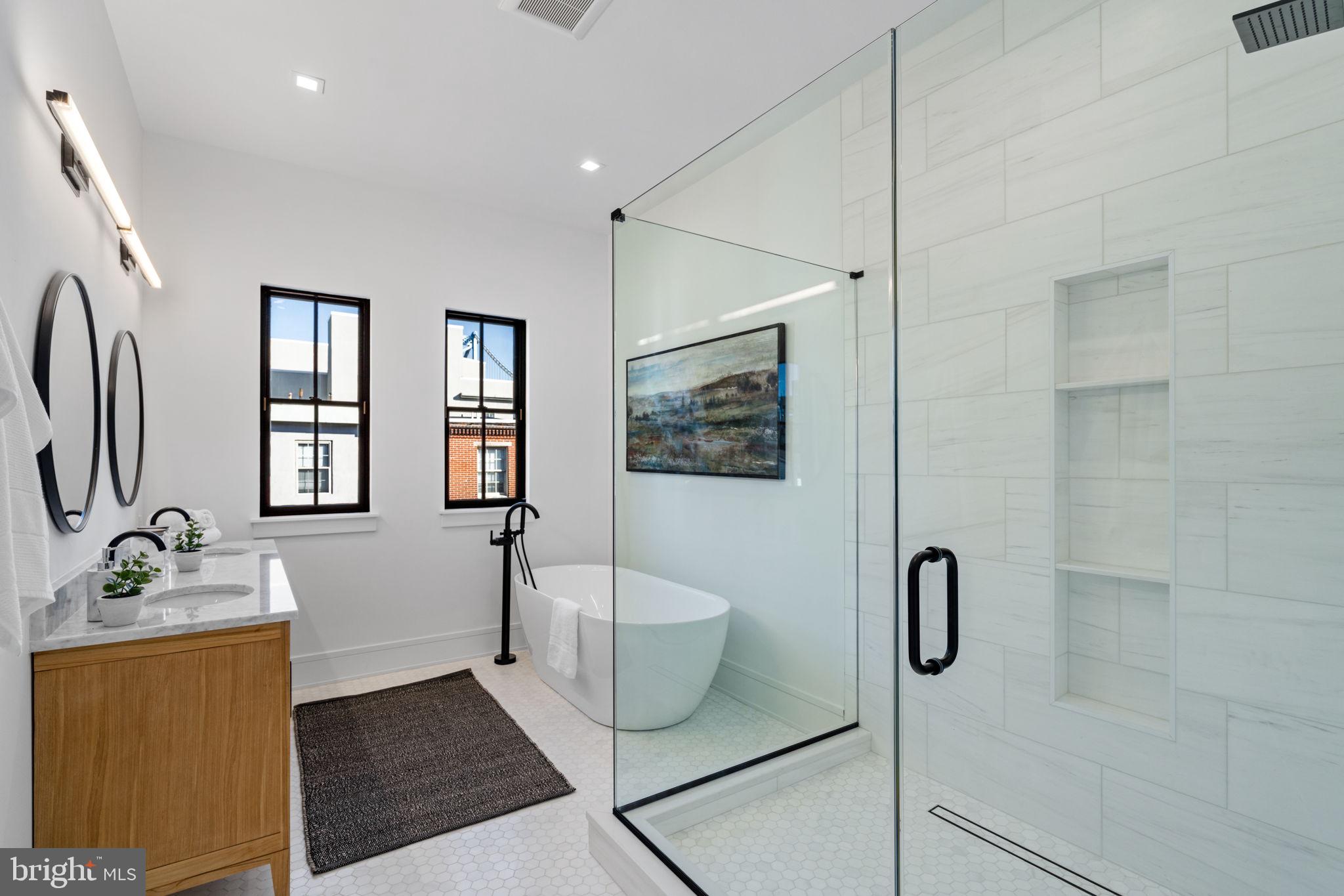 OLD CITY - Residential