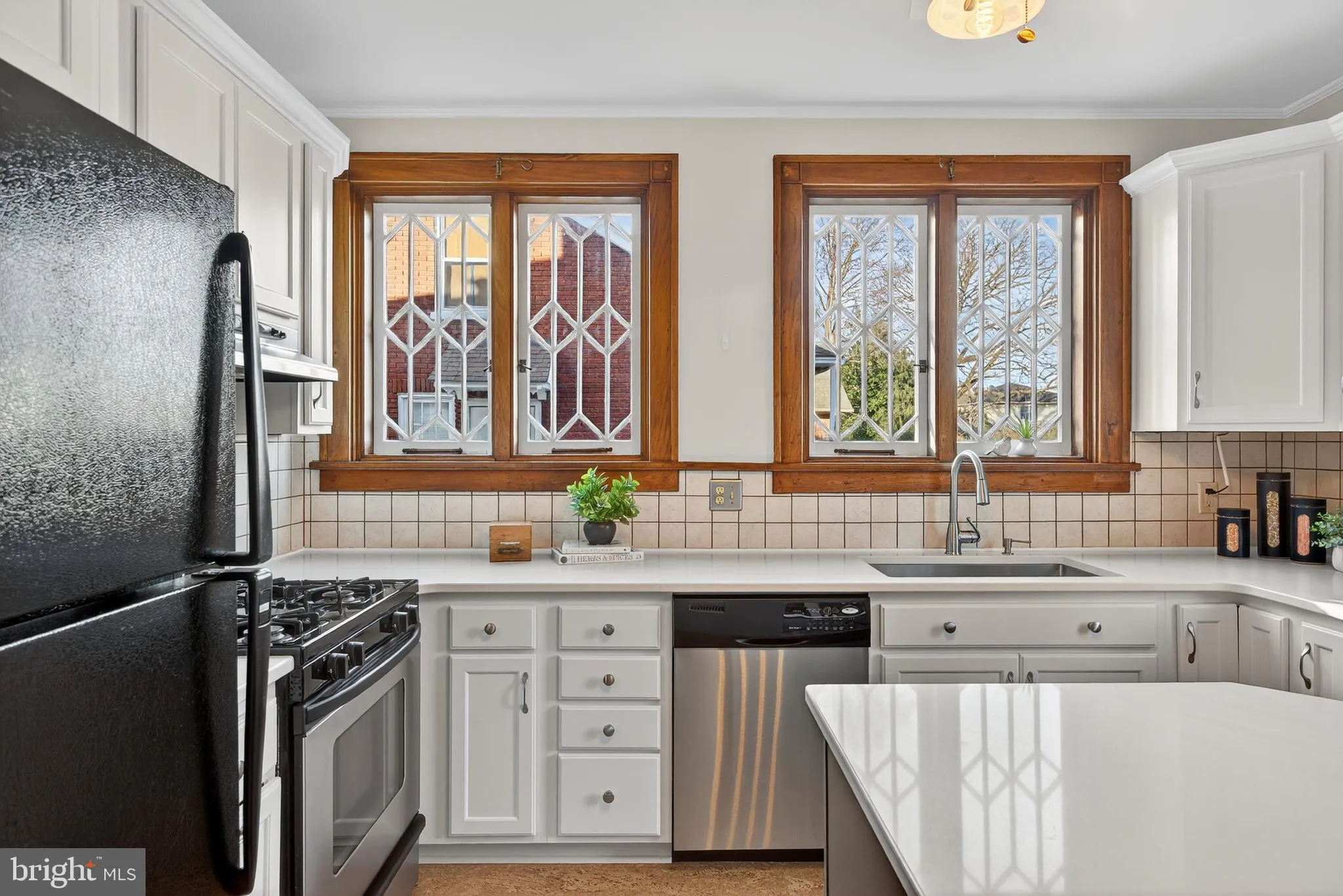 Lancaster, Pennsylvania 17603, United States, 3 Bedrooms Bedrooms, ,2 BathroomsBathrooms,Residential,Active,247111