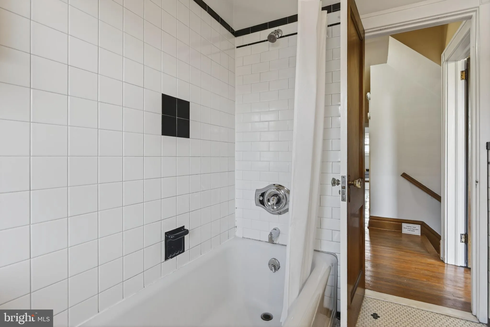 Lancaster, Pennsylvania 17603, United States, 3 Bedrooms Bedrooms, ,2 BathroomsBathrooms,Residential,Active,247111