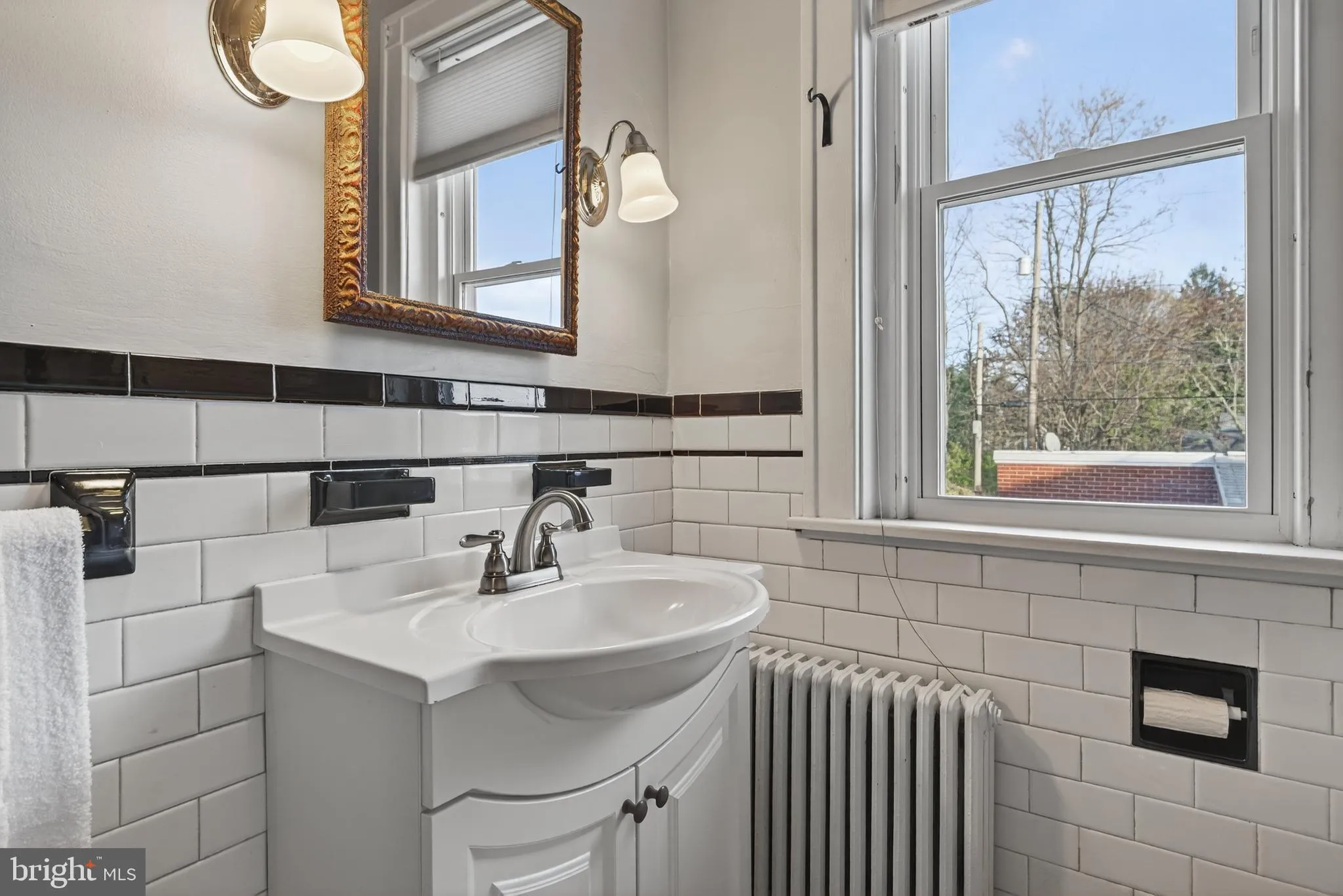 Lancaster, Pennsylvania 17603, United States, 3 Bedrooms Bedrooms, ,2 BathroomsBathrooms,Residential,Active,247111