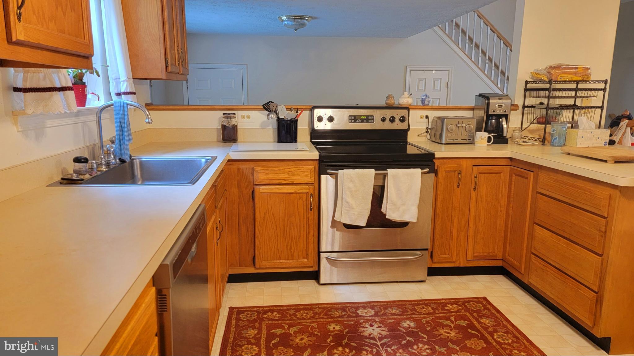 BERRY HILL MANOR - Residential