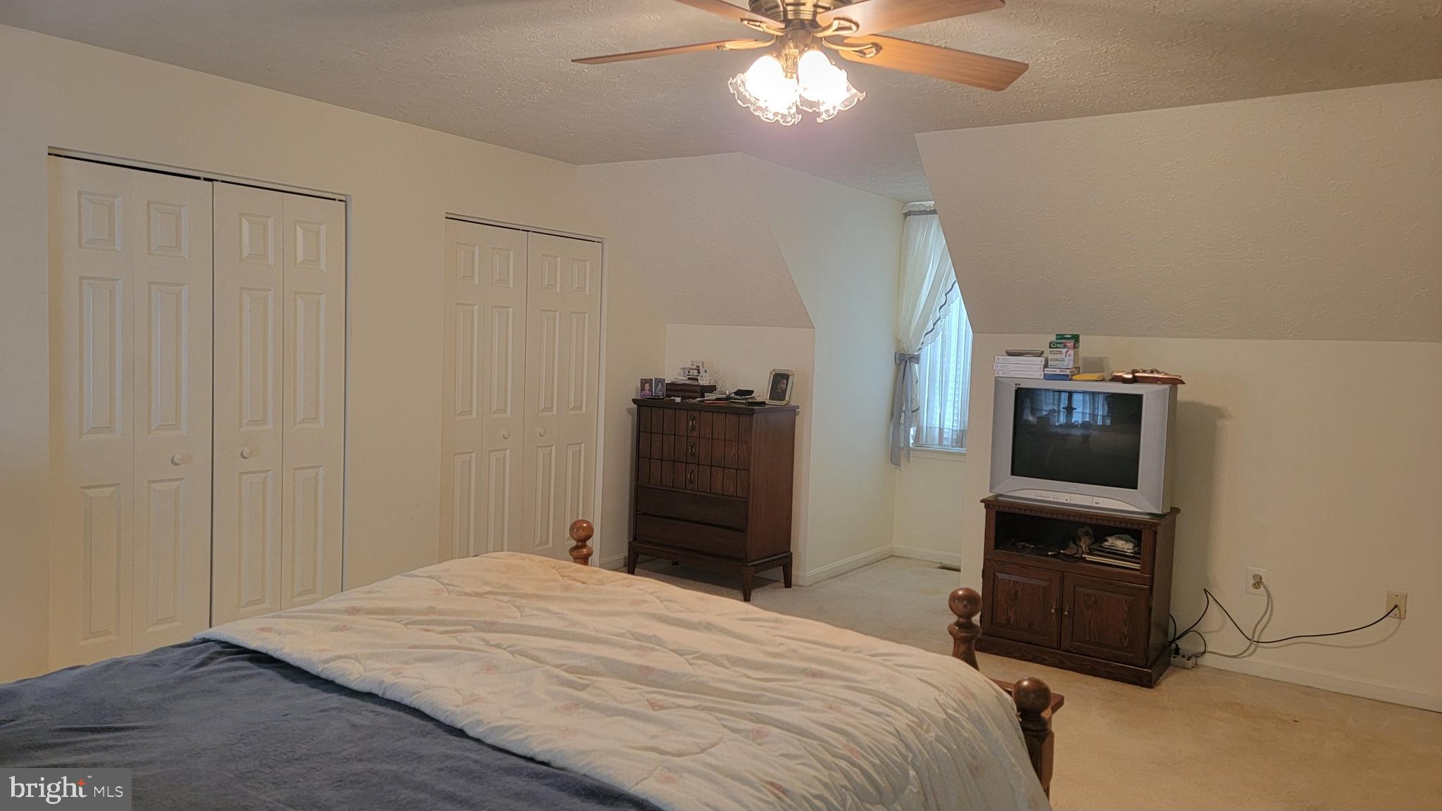 BERRY HILL MANOR - Residential