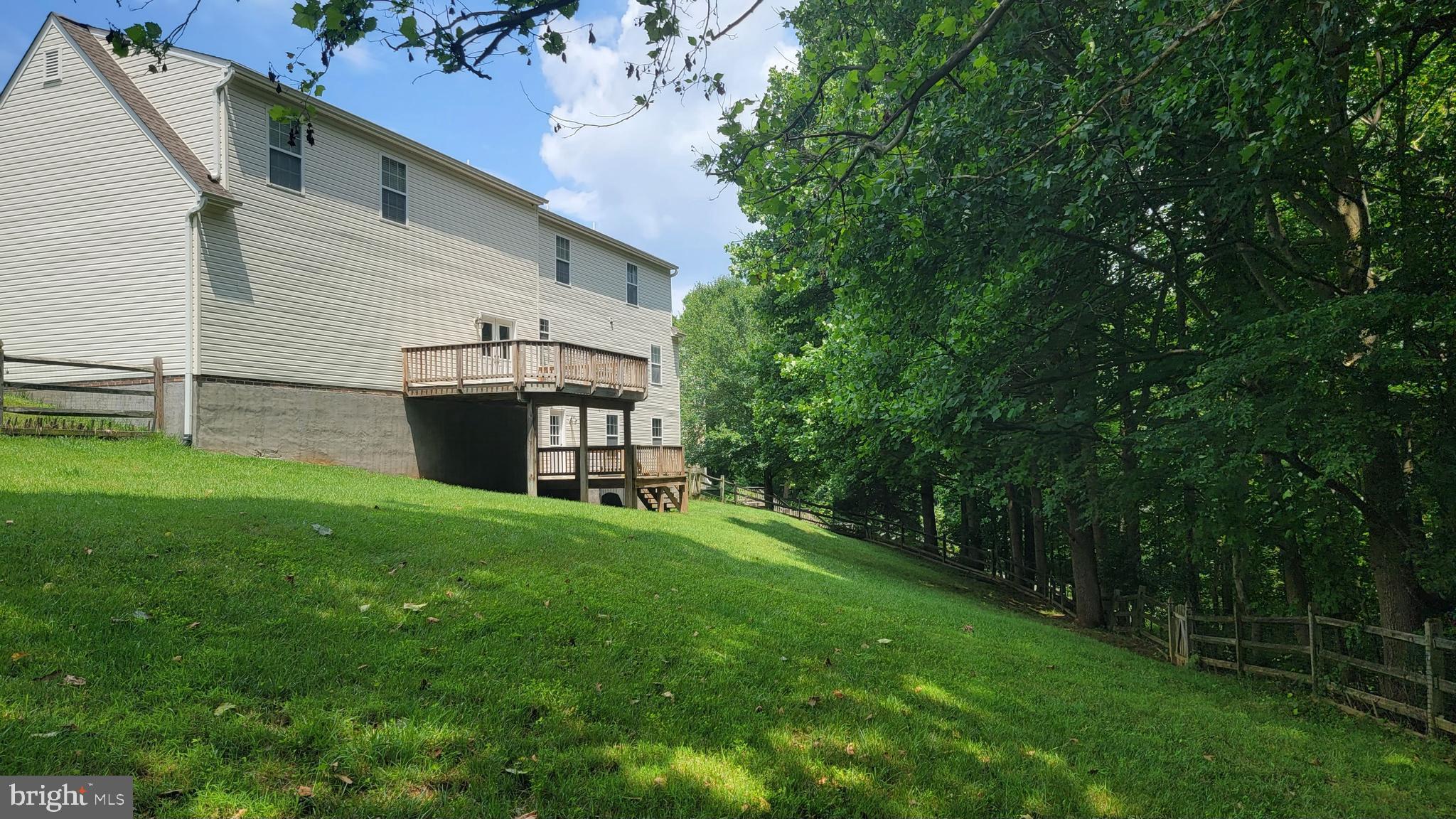 BERRY HILL MANOR - Residential