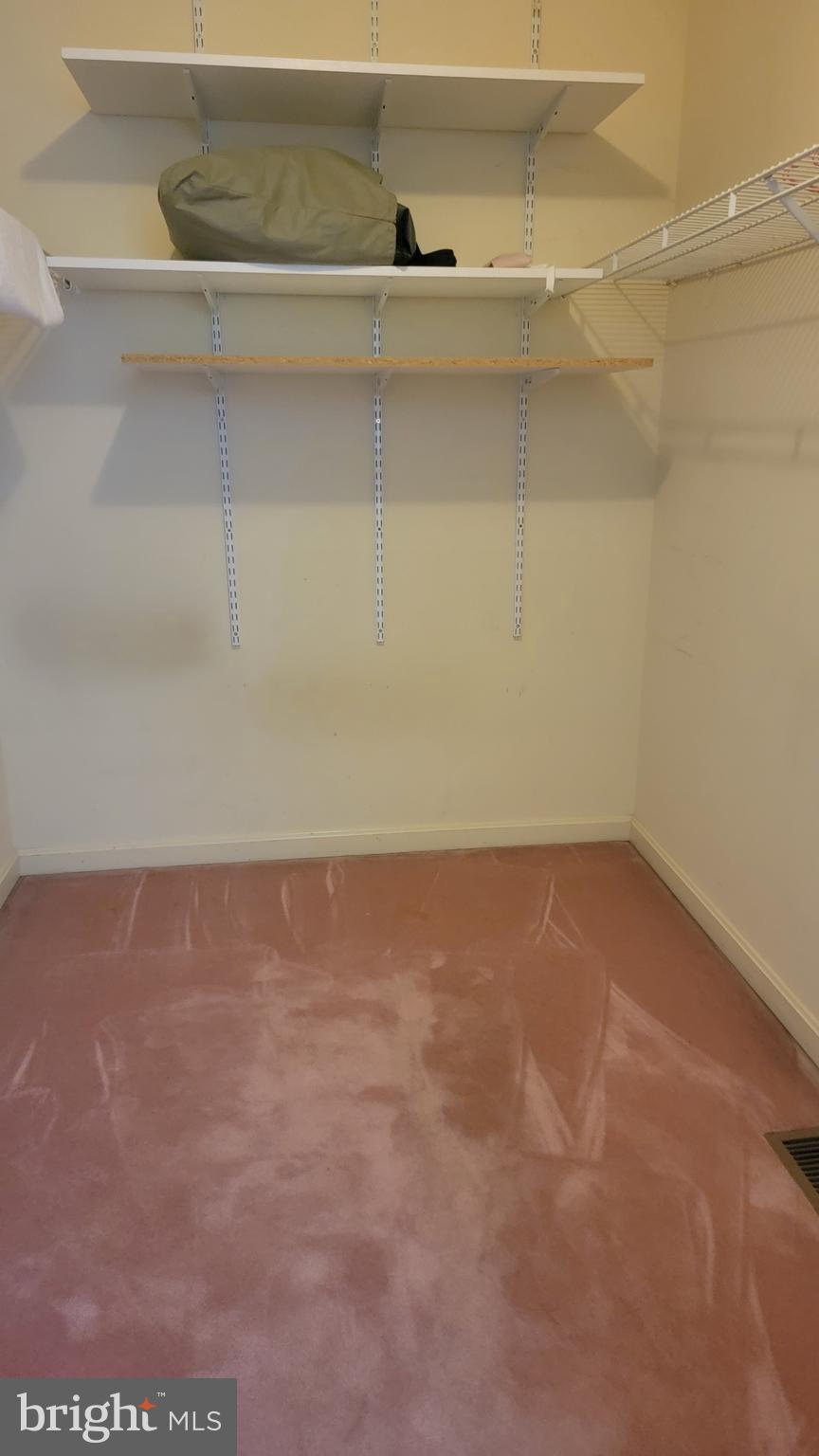 BERRY HILL MANOR - Residential