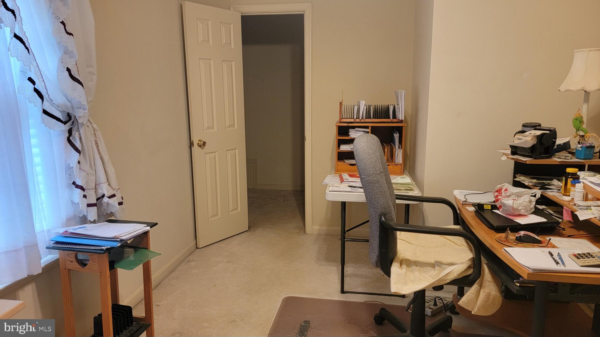 BERRY HILL MANOR - Residential