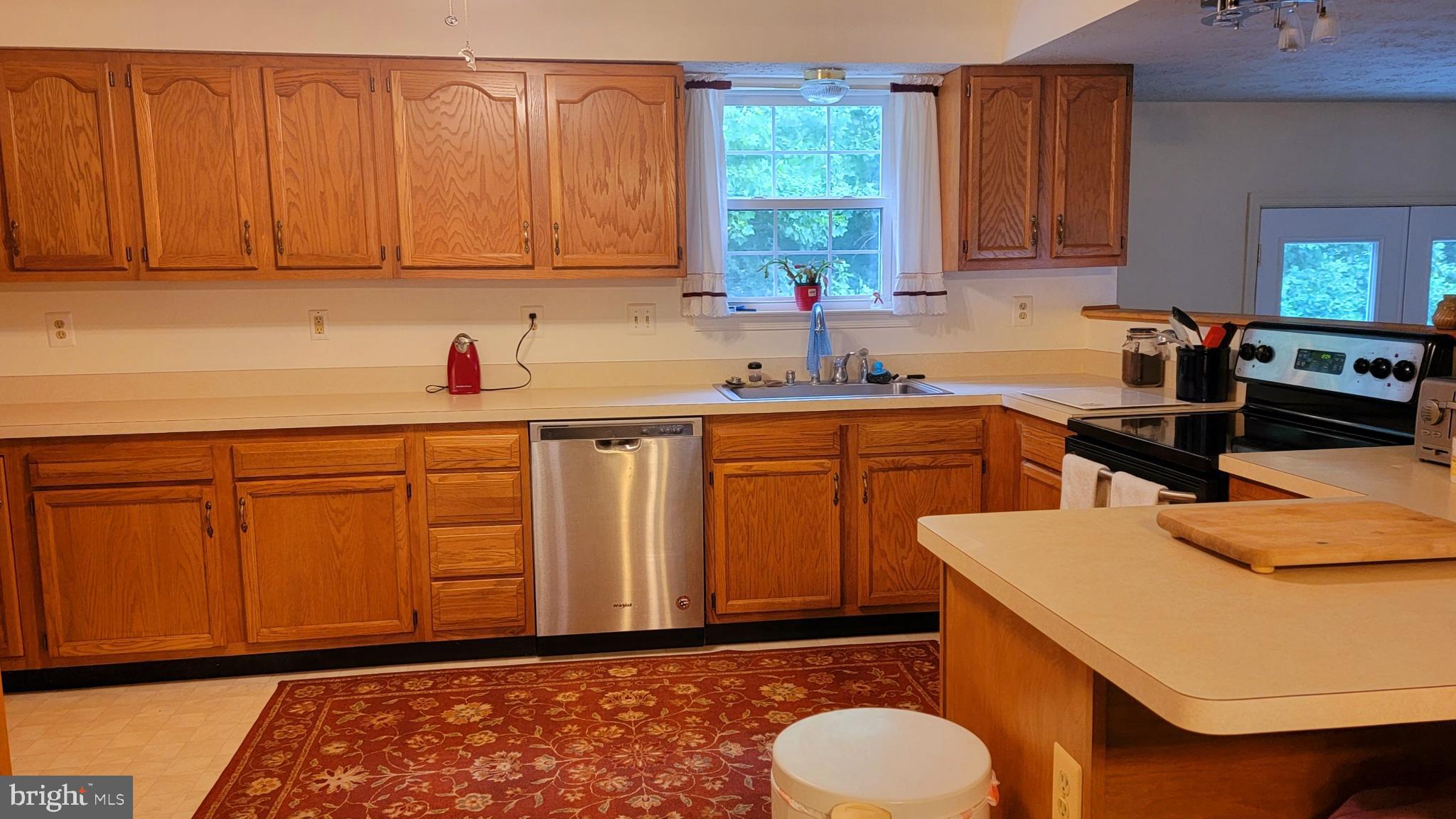 BERRY HILL MANOR - Residential