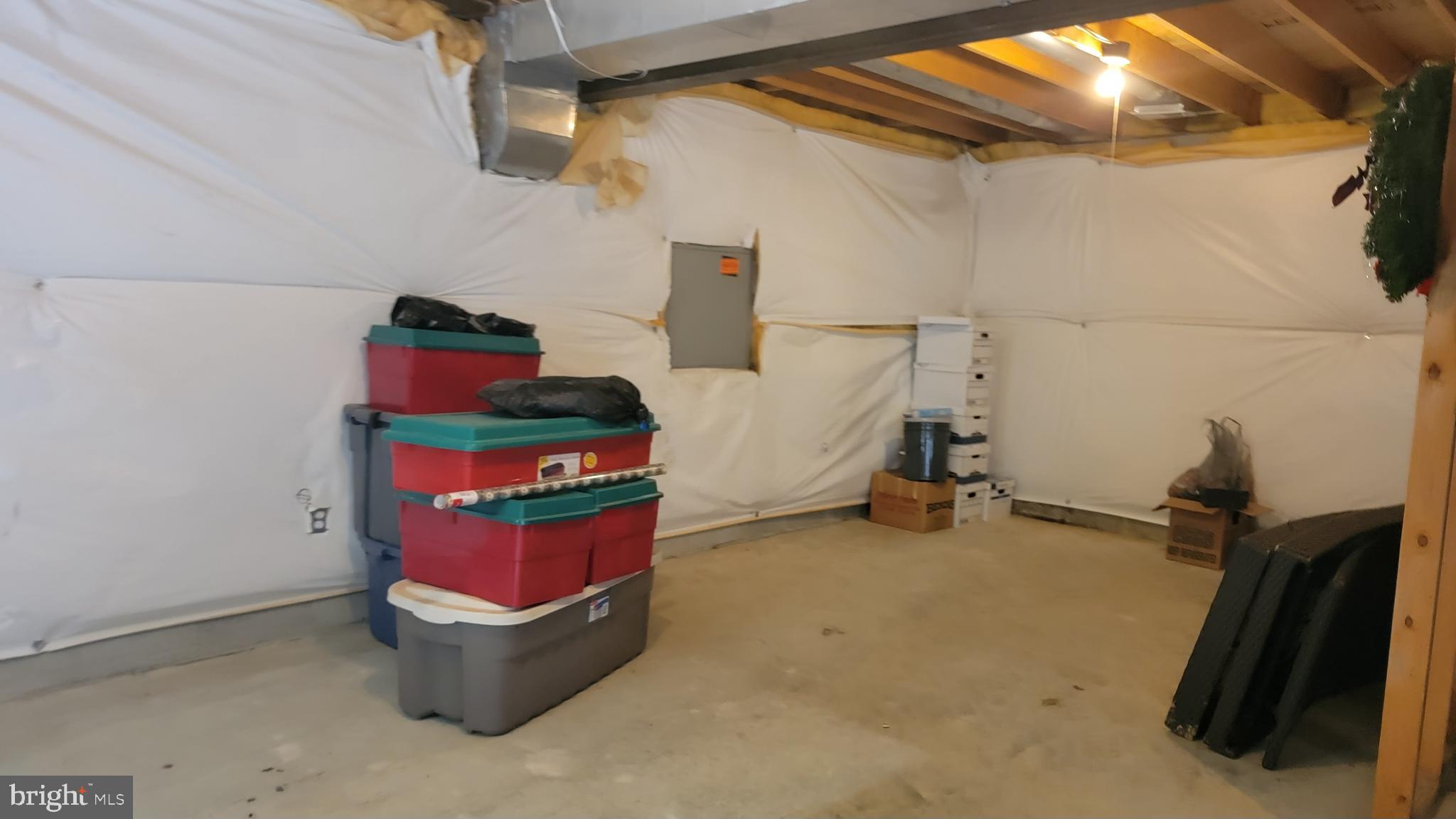 BERRY HILL MANOR - Residential