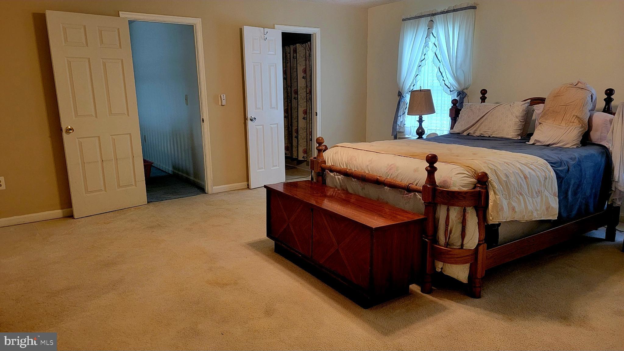 BERRY HILL MANOR - Residential