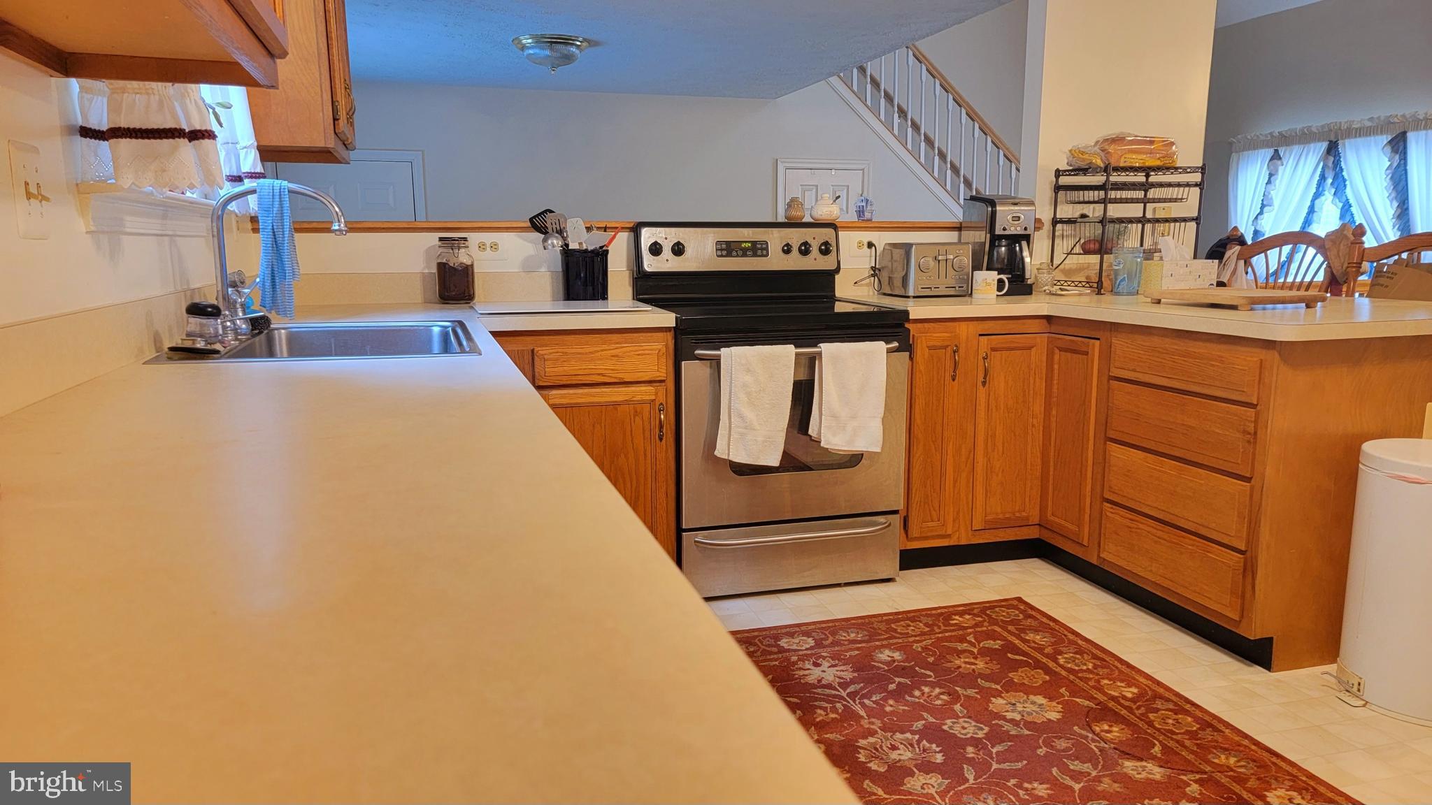 BERRY HILL MANOR - Residential