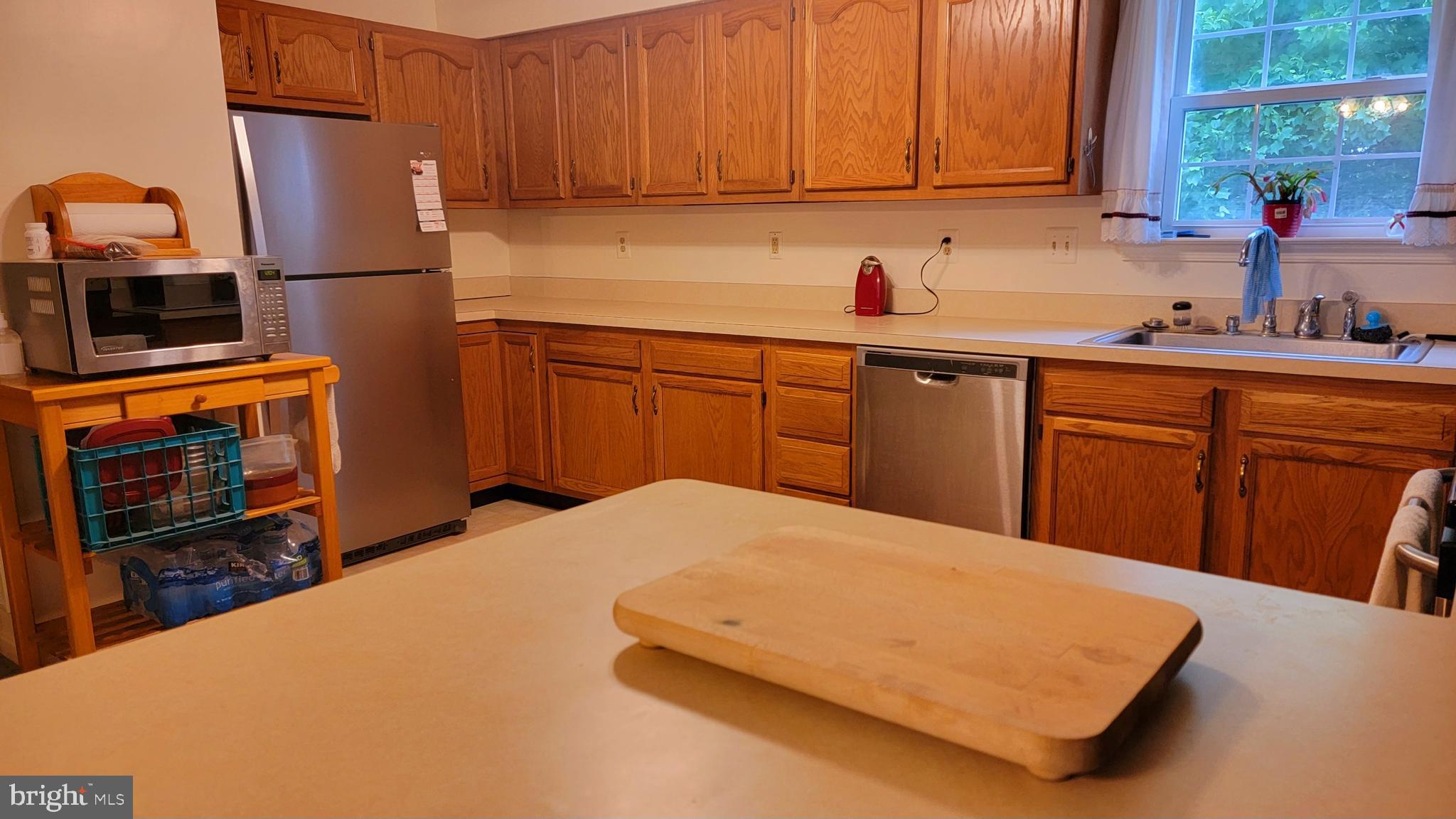 BERRY HILL MANOR - Residential