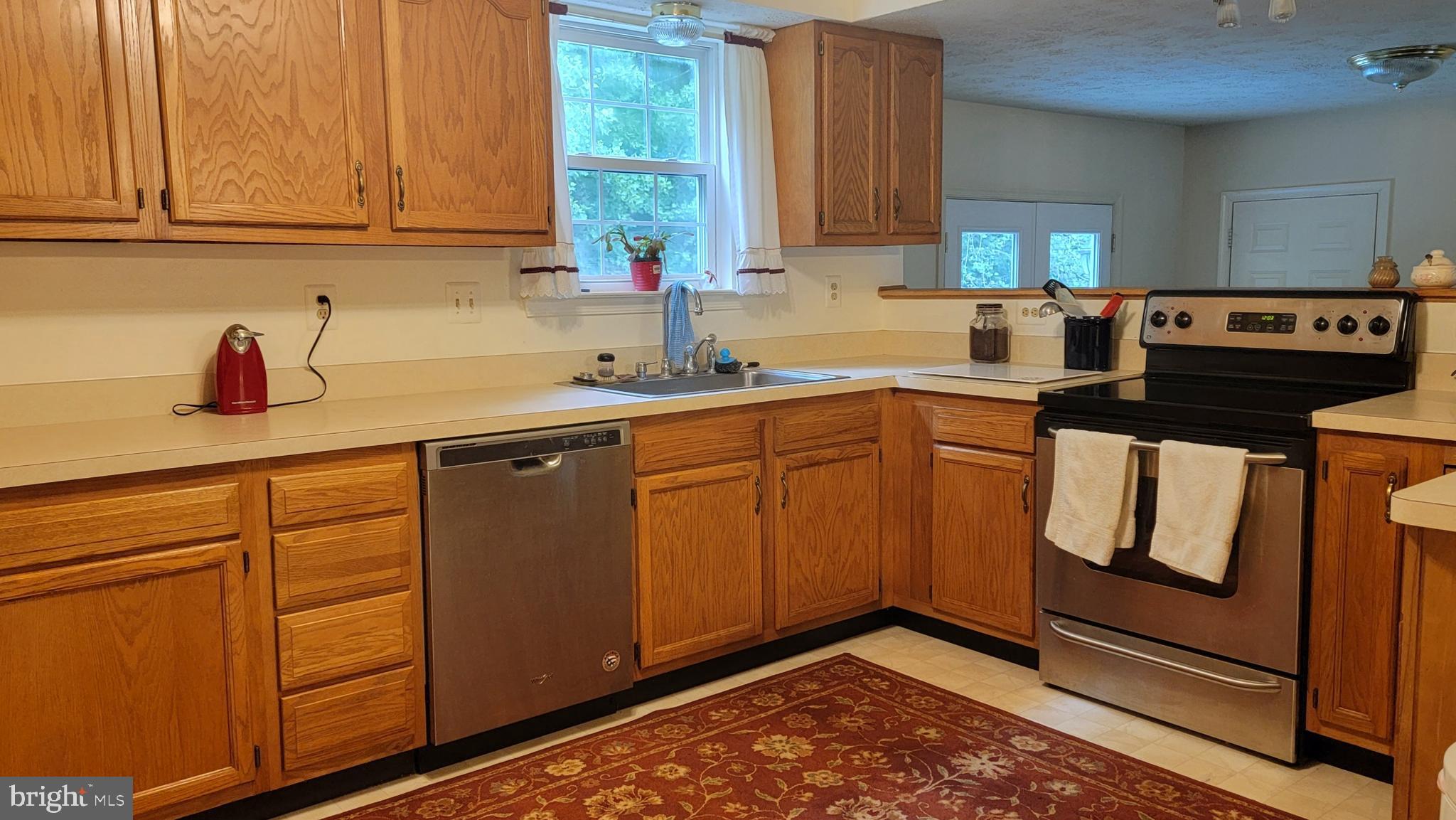 BERRY HILL MANOR - Residential