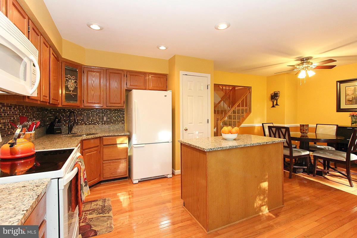 BURKE CENTRE - Residential