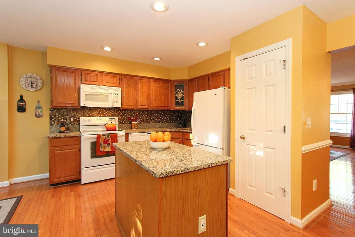 BURKE CENTRE - Residential