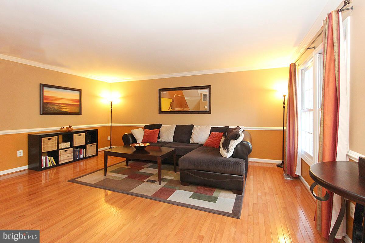 BURKE CENTRE - Residential