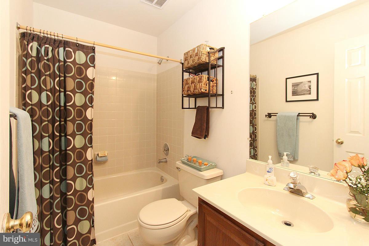 BURKE CENTRE - Residential