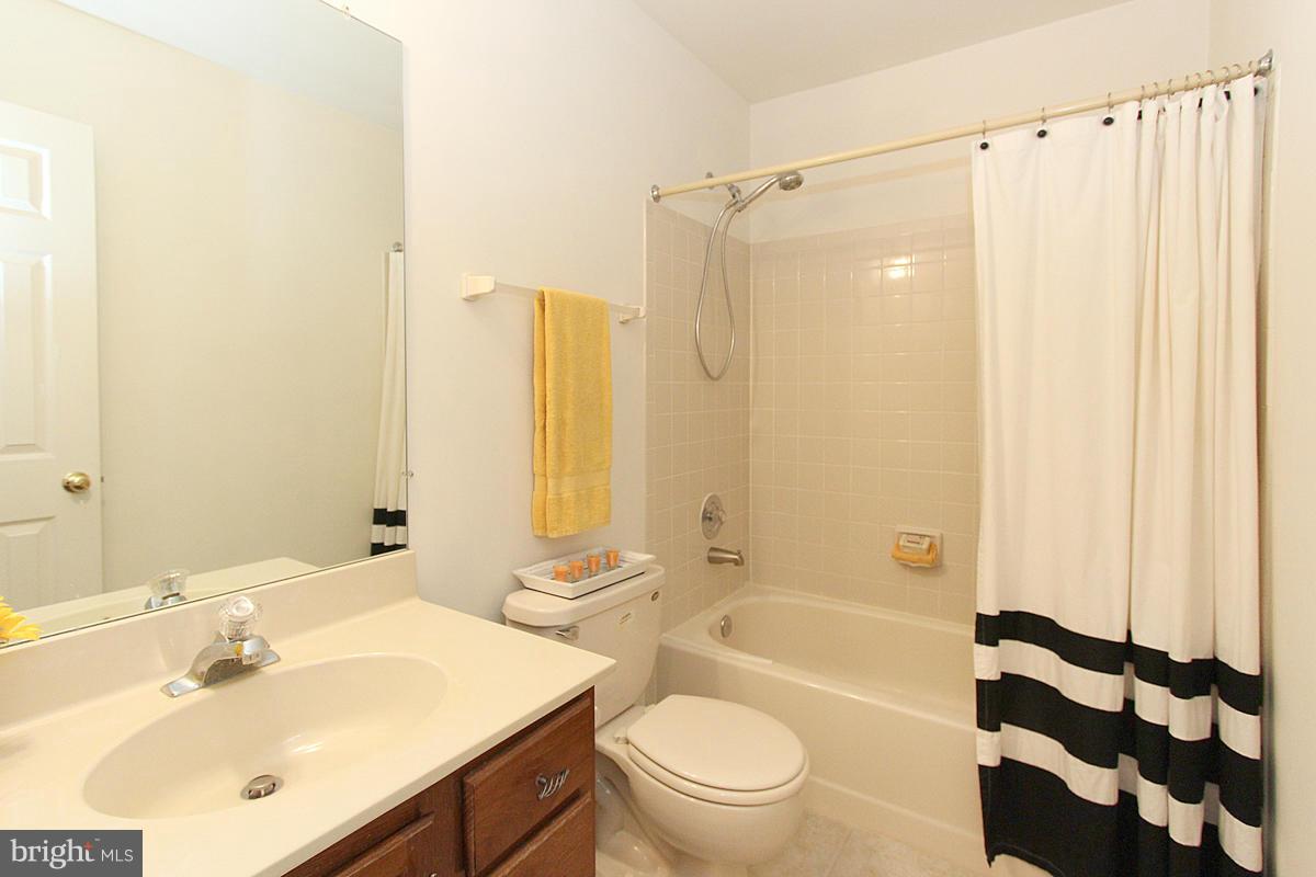 BURKE CENTRE - Residential