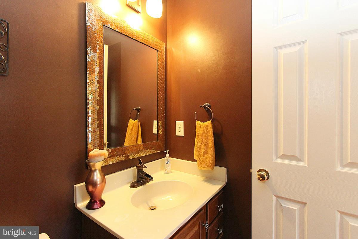 BURKE CENTRE - Residential