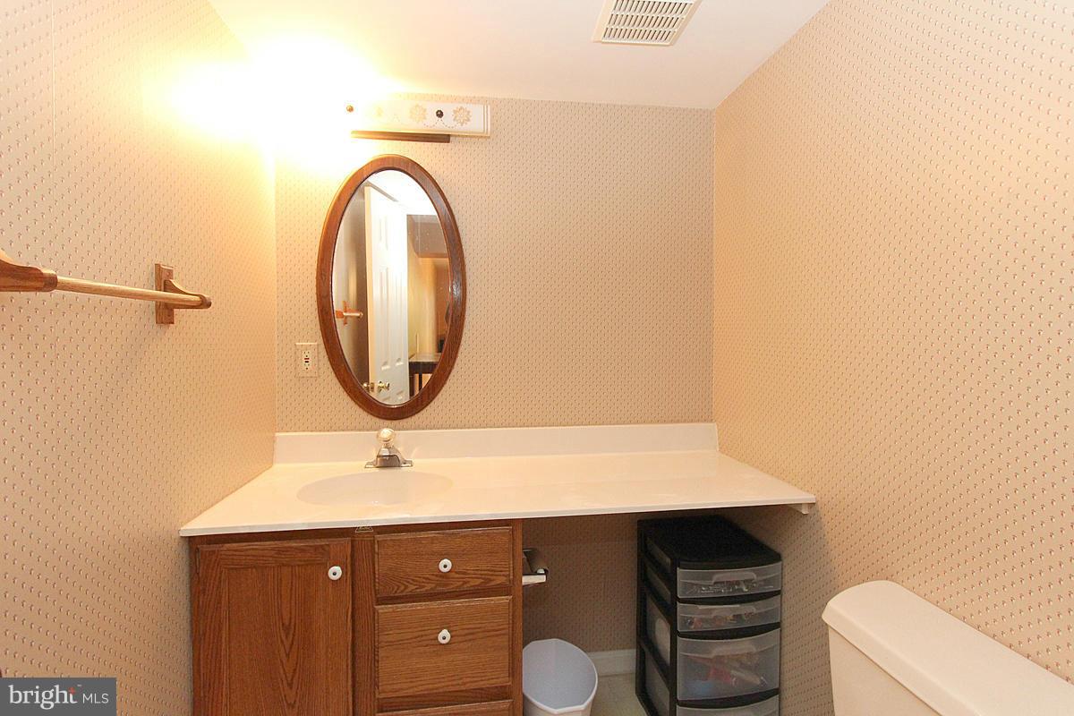 BURKE CENTRE - Residential