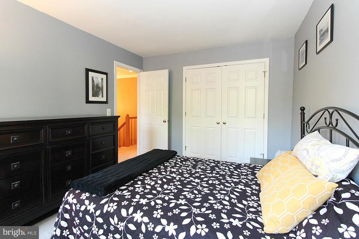 BURKE CENTRE - Residential