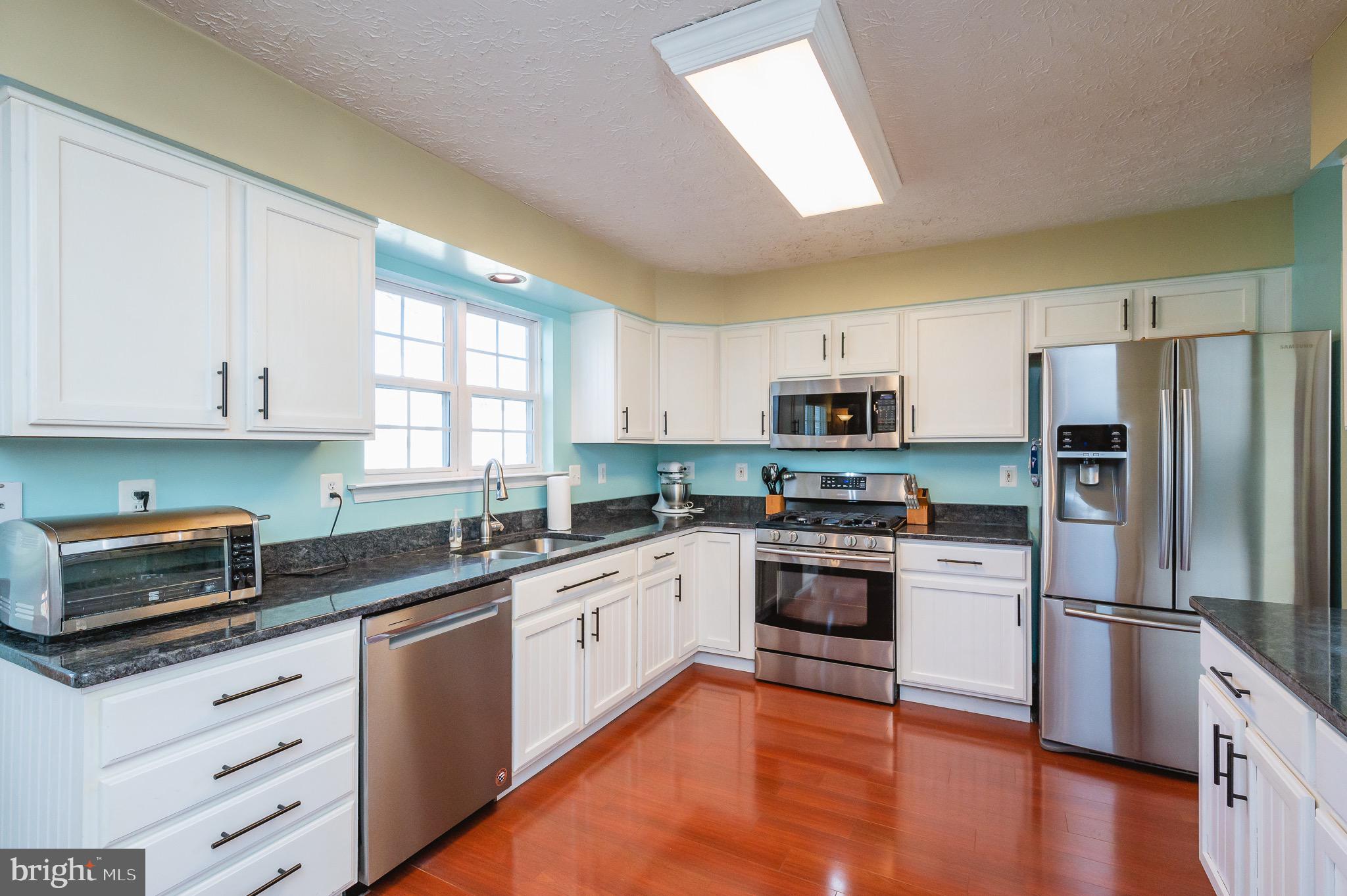 HARFORD TOWN - Residential