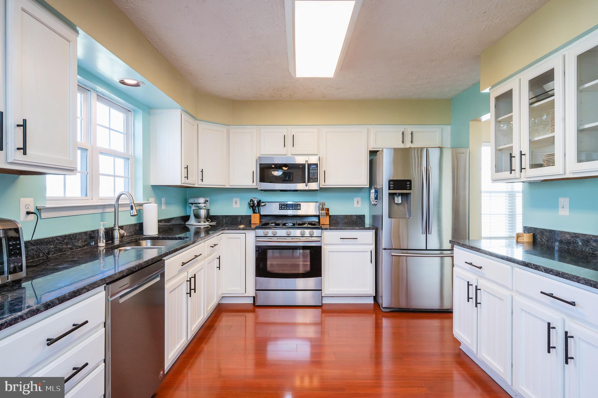 HARFORD TOWN - Residential