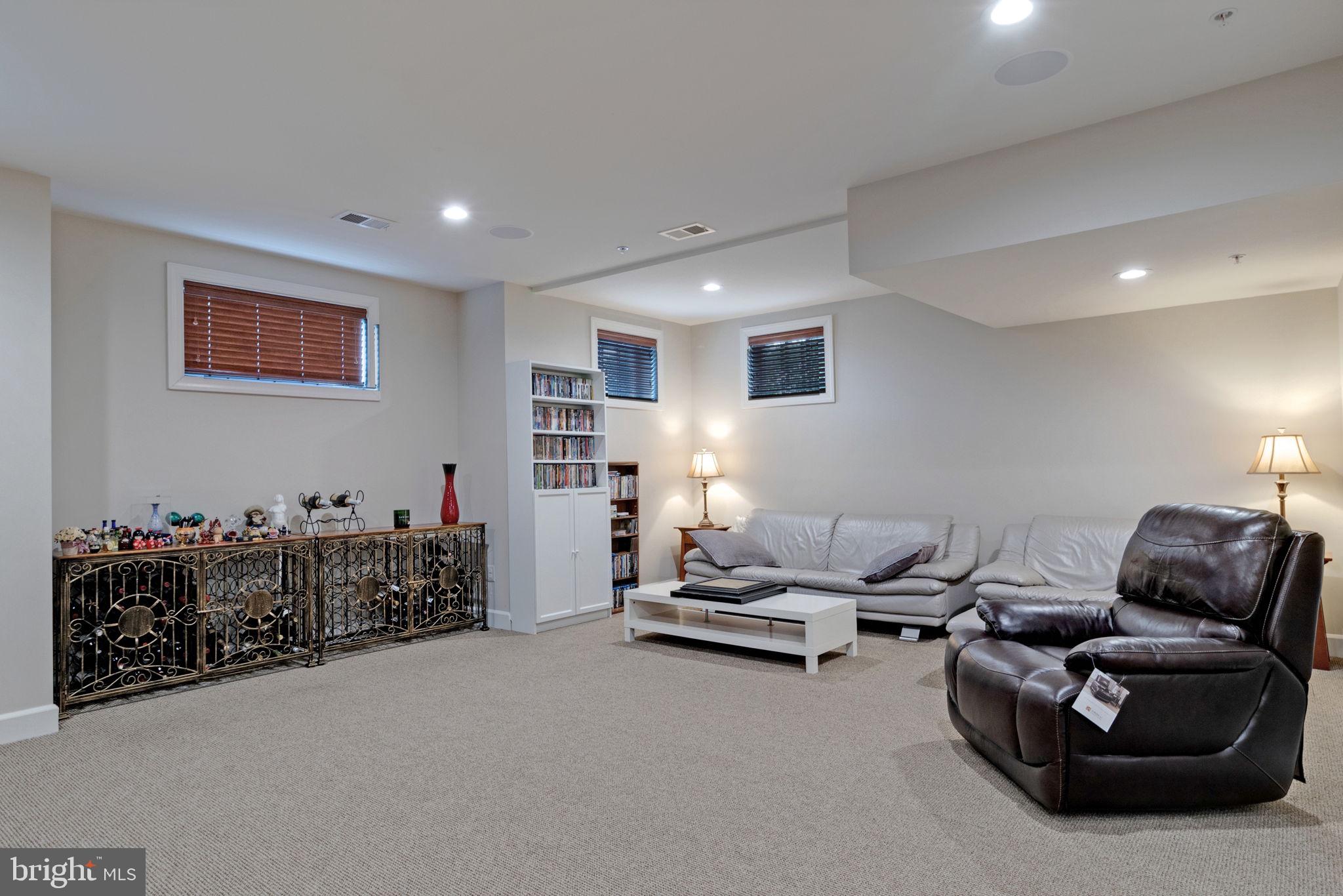 MAPLE LAWN - Residential