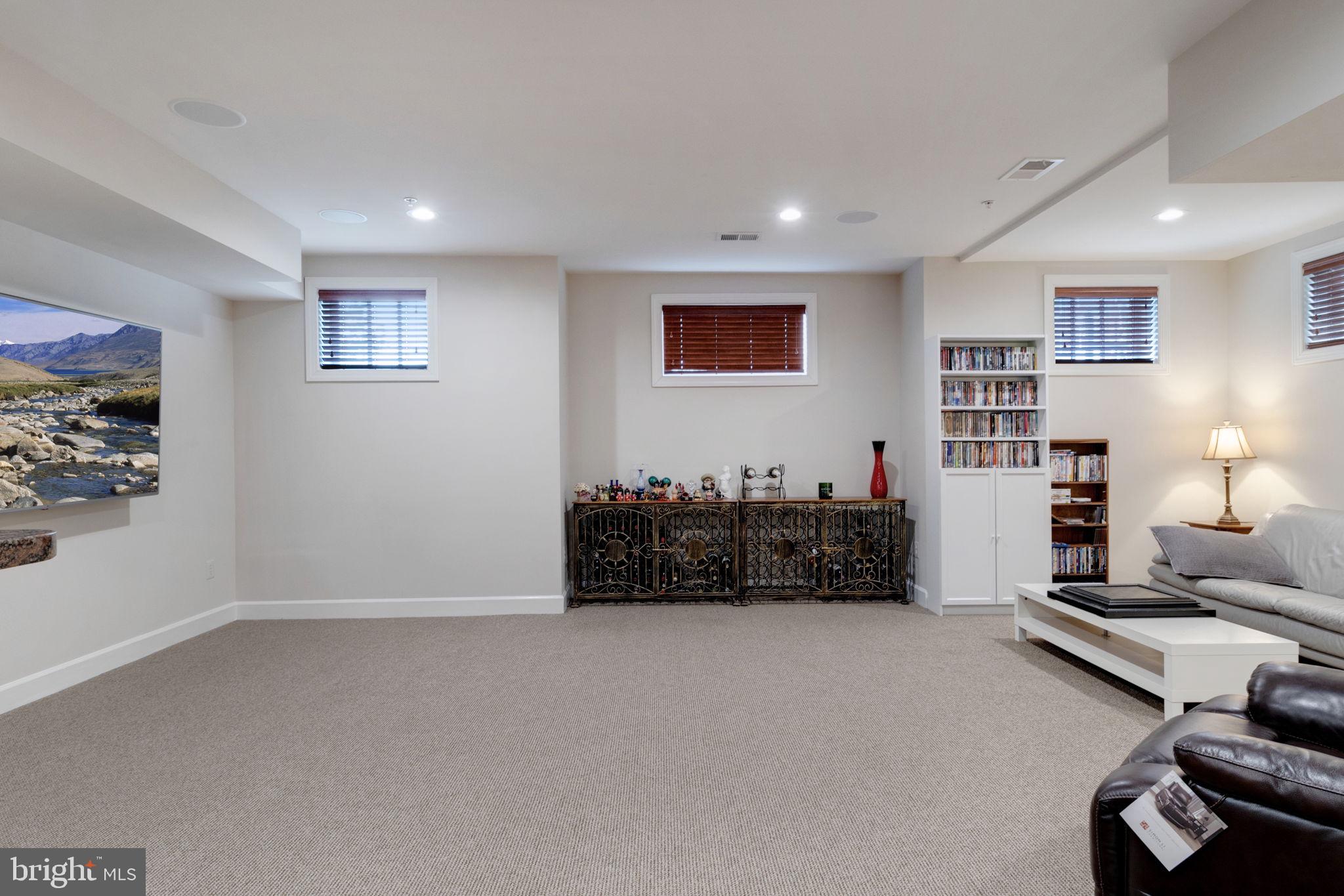 MAPLE LAWN - Residential