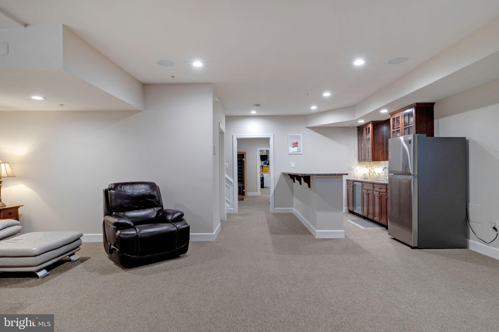 MAPLE LAWN - Residential