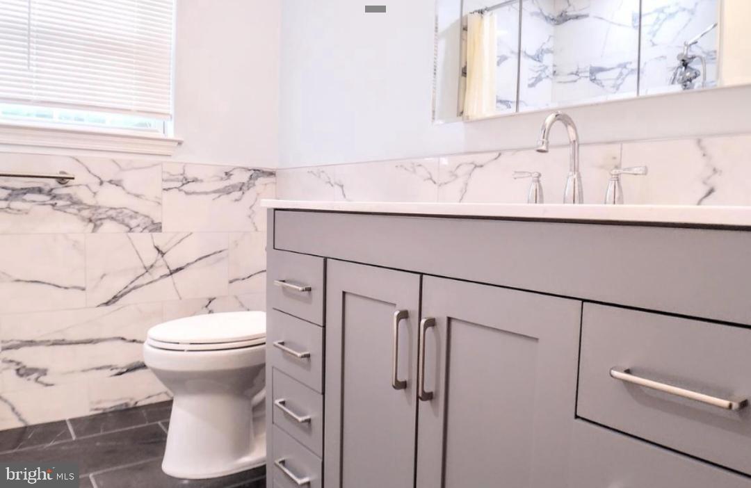 HIDDEN MDWS - Residential Lease