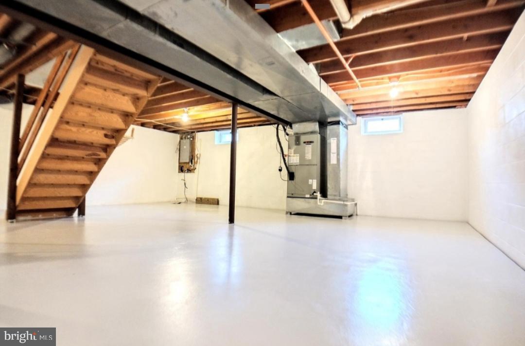 HIDDEN MDWS - Residential Lease