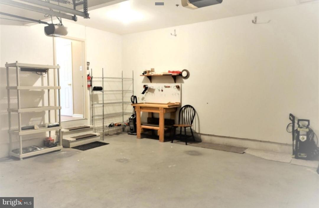 HIDDEN MDWS - Residential Lease