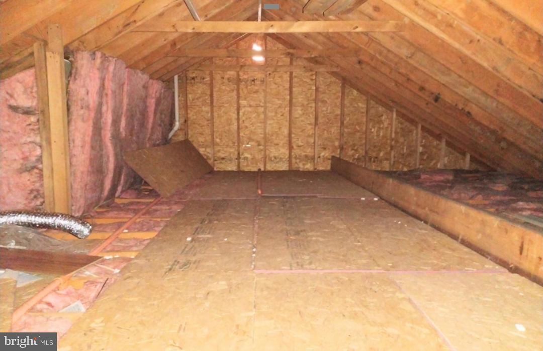 HIDDEN MDWS - Residential Lease