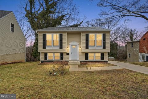 Homes For Sale - 6915 Adel Street<br/> CAPITOL HEIGHTS, MD 20743