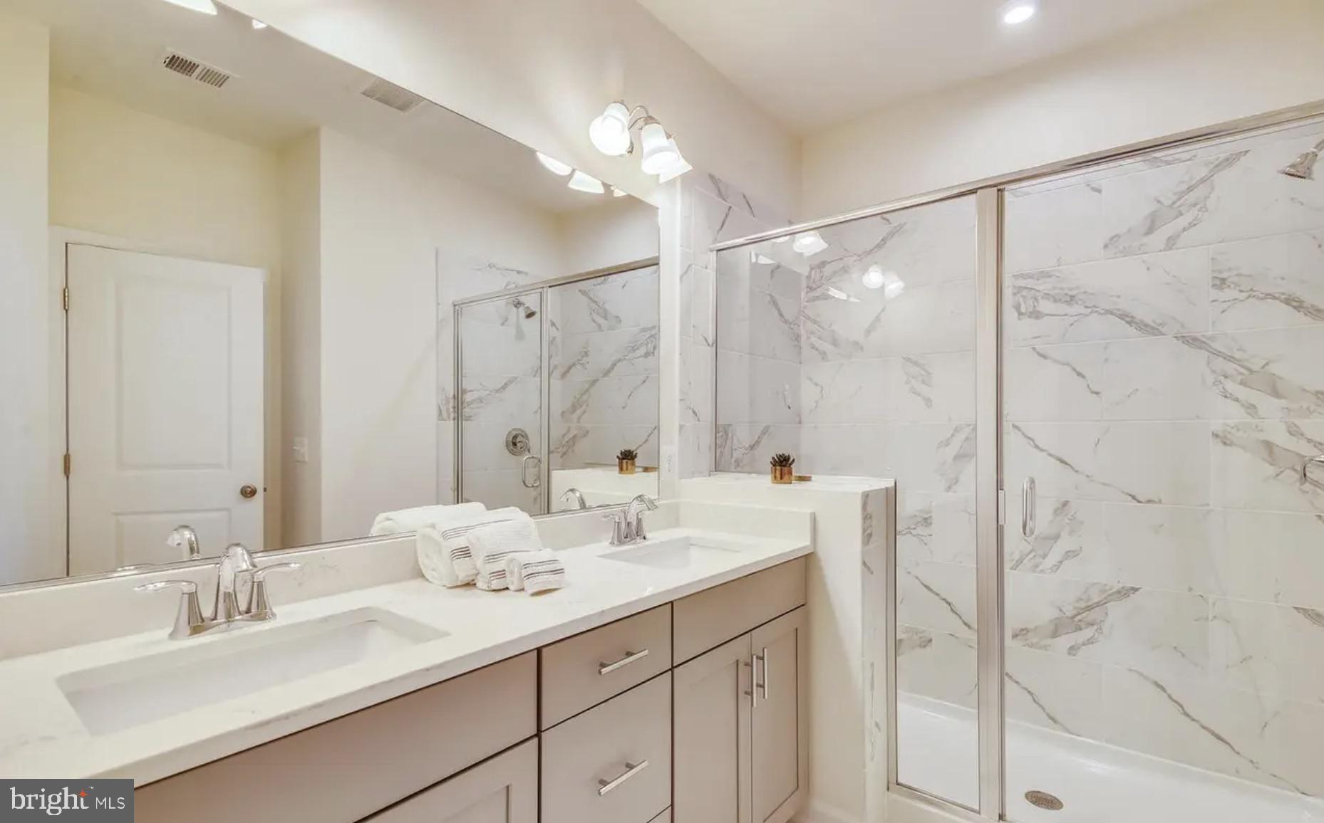 TUSCARORA CREEK - Residential Lease