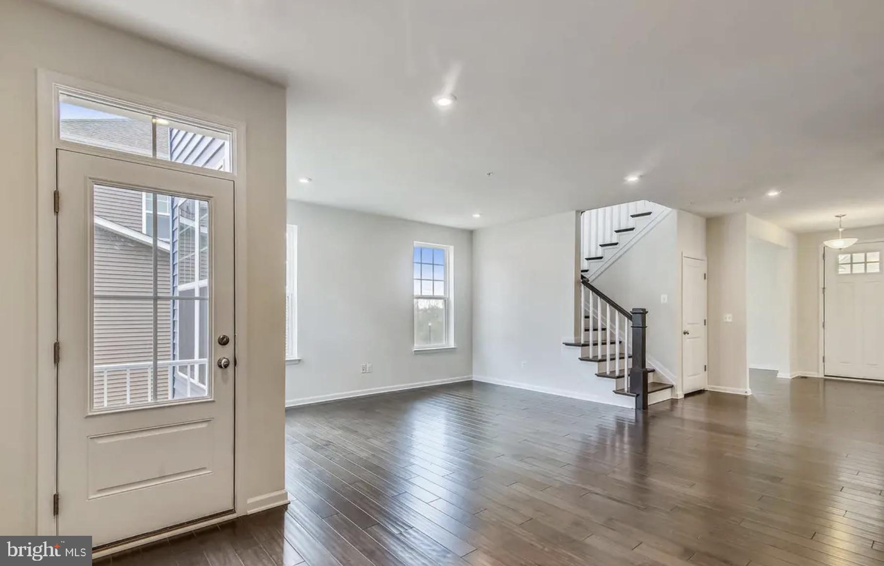 TUSCARORA CREEK - Residential Lease