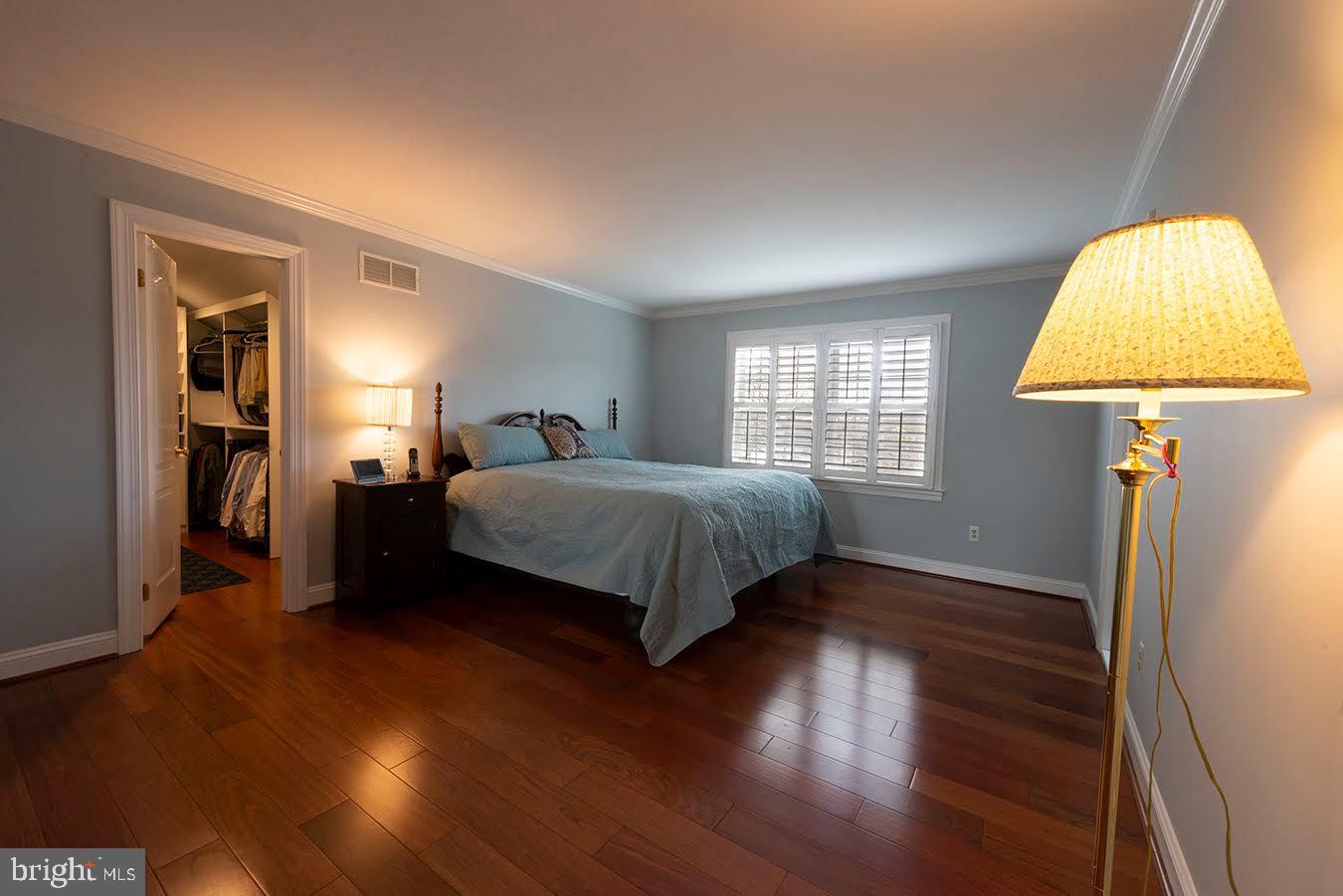 THORNBURY HUNT - Residential