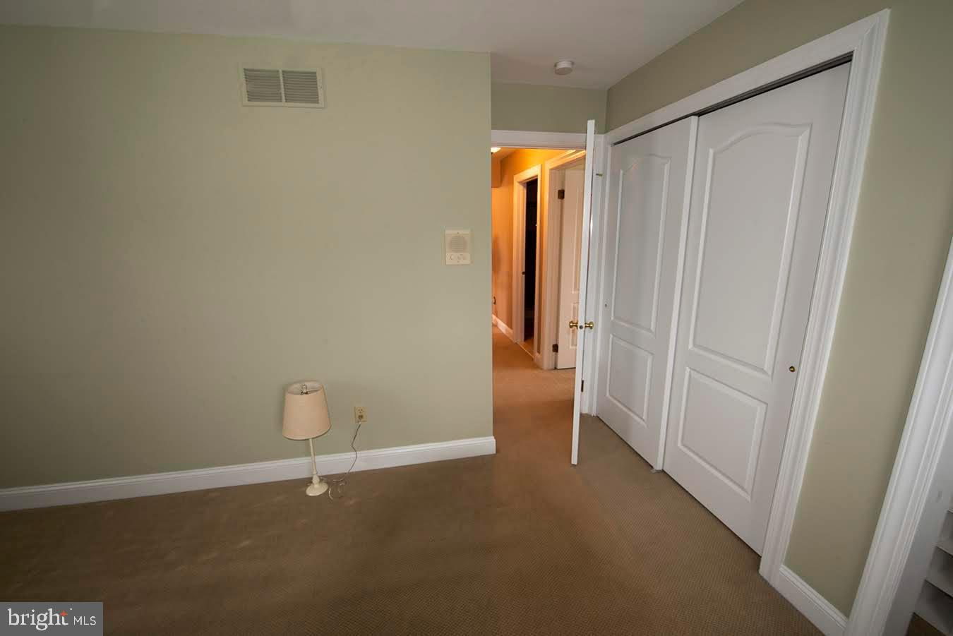 THORNBURY HUNT - Residential