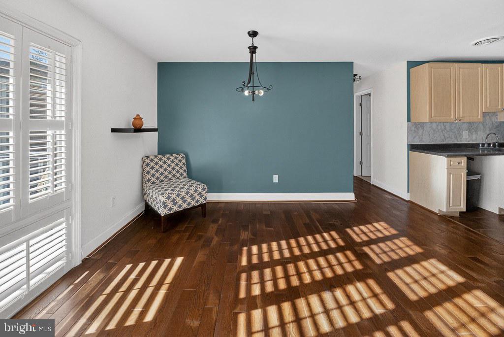 1005 CHILLUM ROAD 207