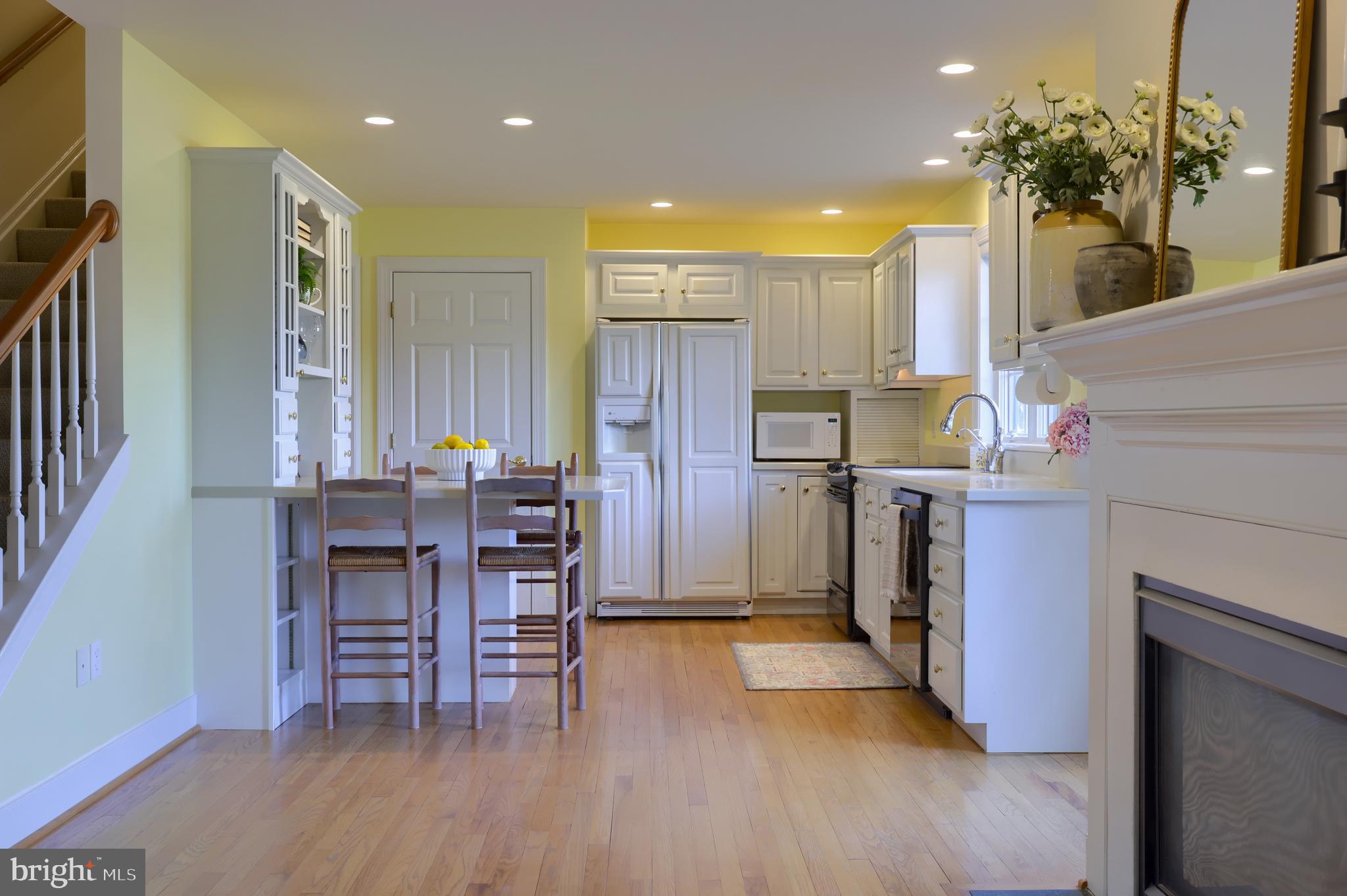 NEW SCHOOL LANE HILLS - Residential