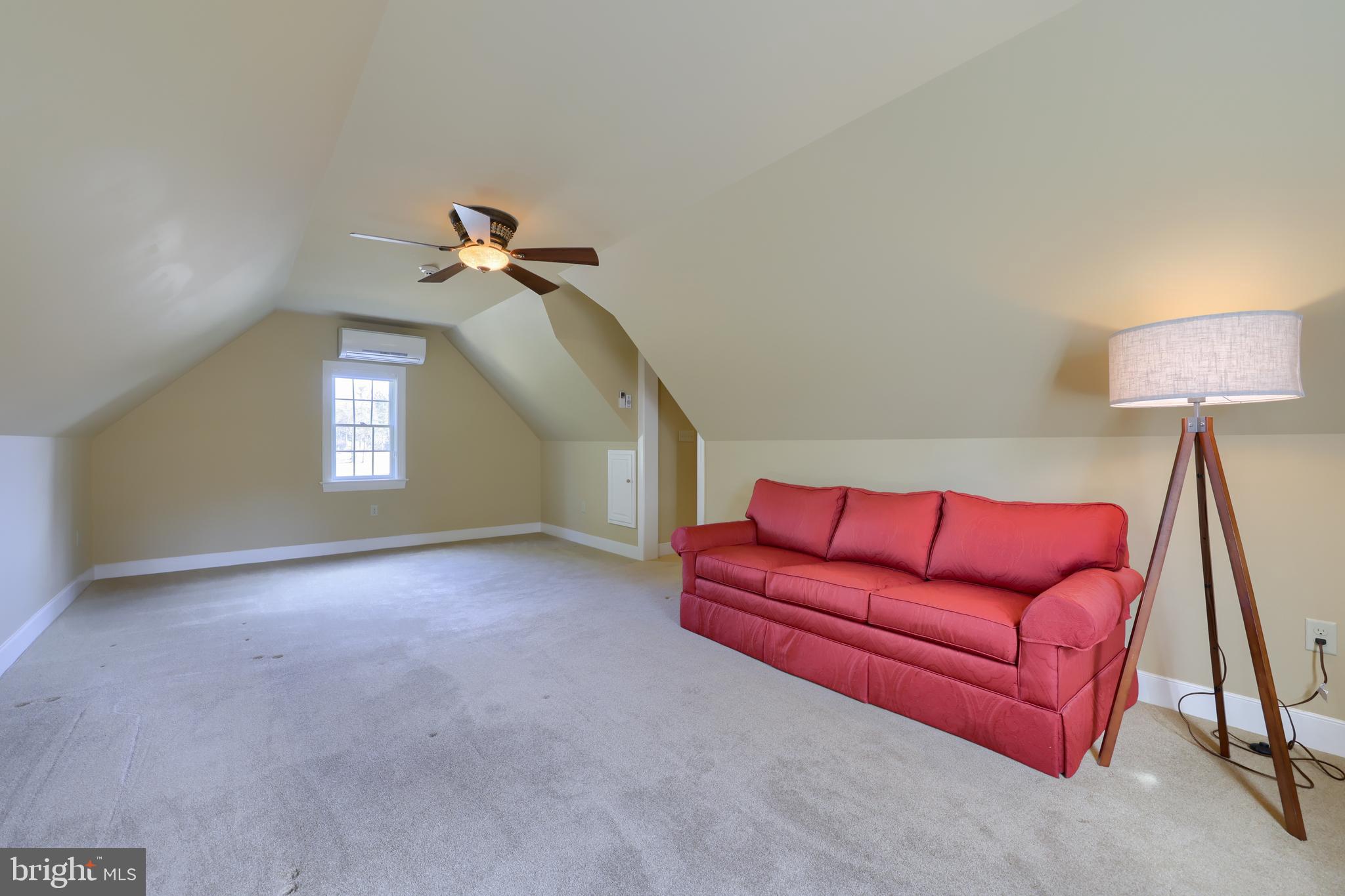 NEW SCHOOL LANE HILLS - Residential