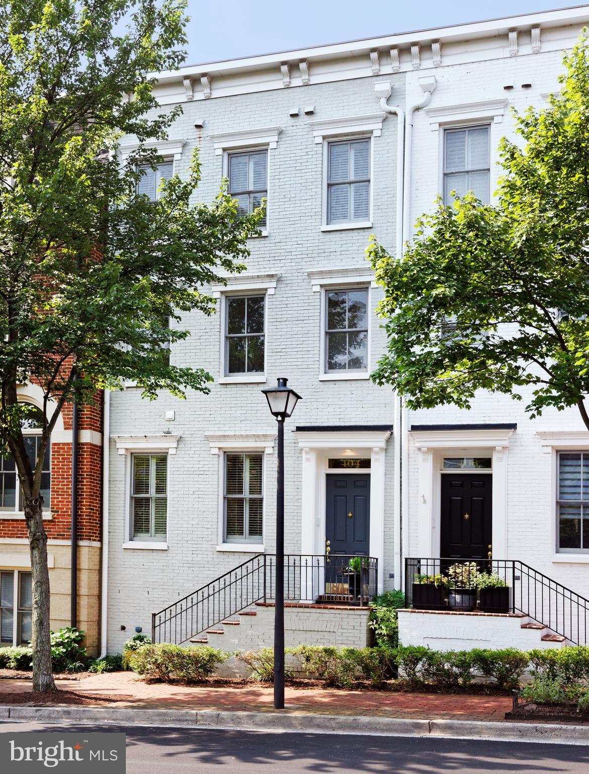 404 ORONOCO STREET