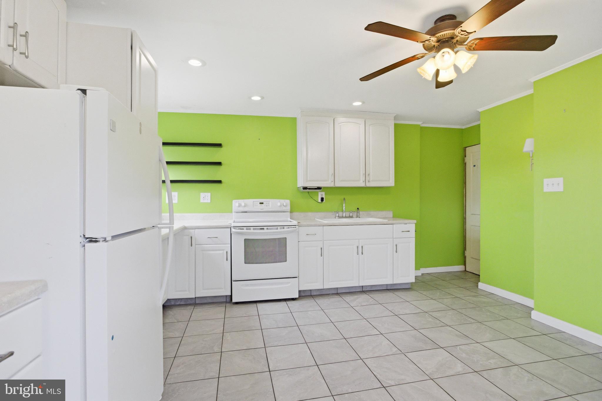 DELMAR VILLAGE - Residential