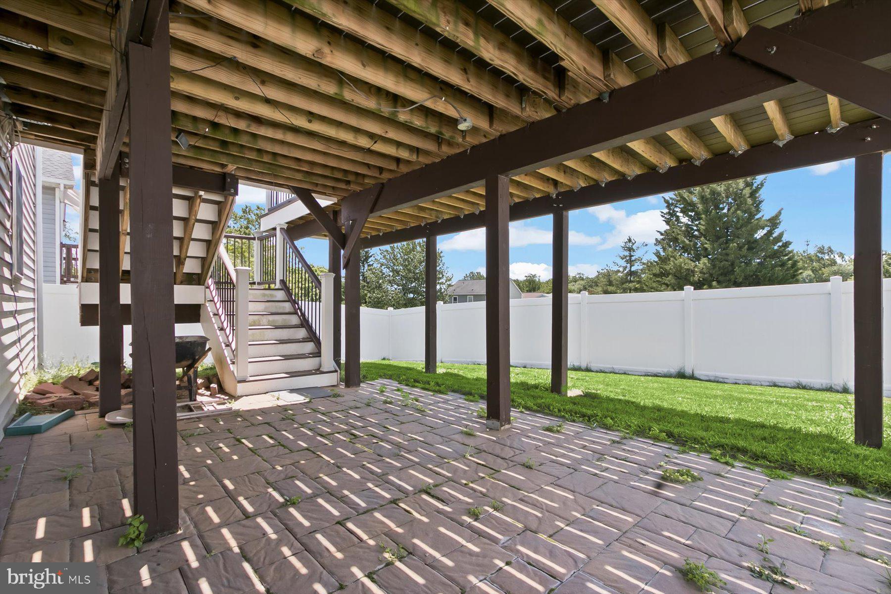 NOTTINGHAM VILLAGE - Residential