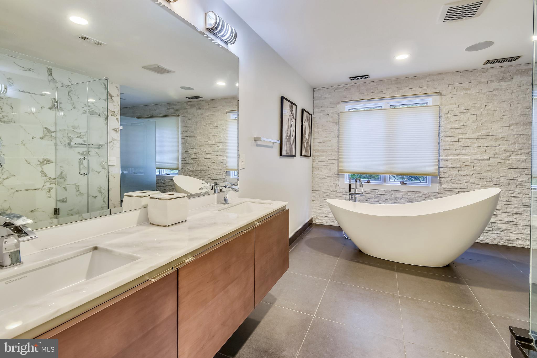 BRYARTON - Residential